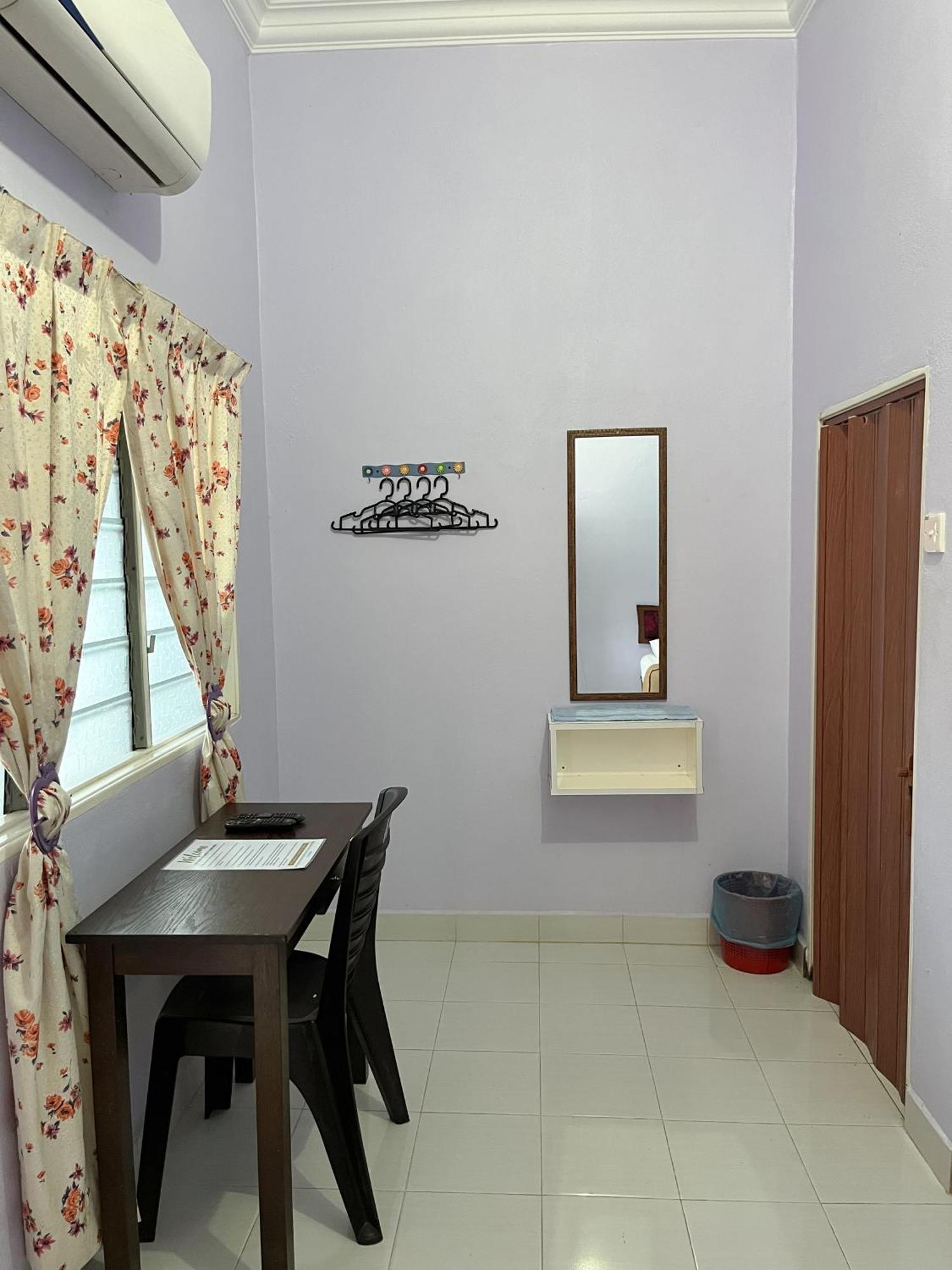 Rayyan'S Roomstay Pantai Kok Exterior photo